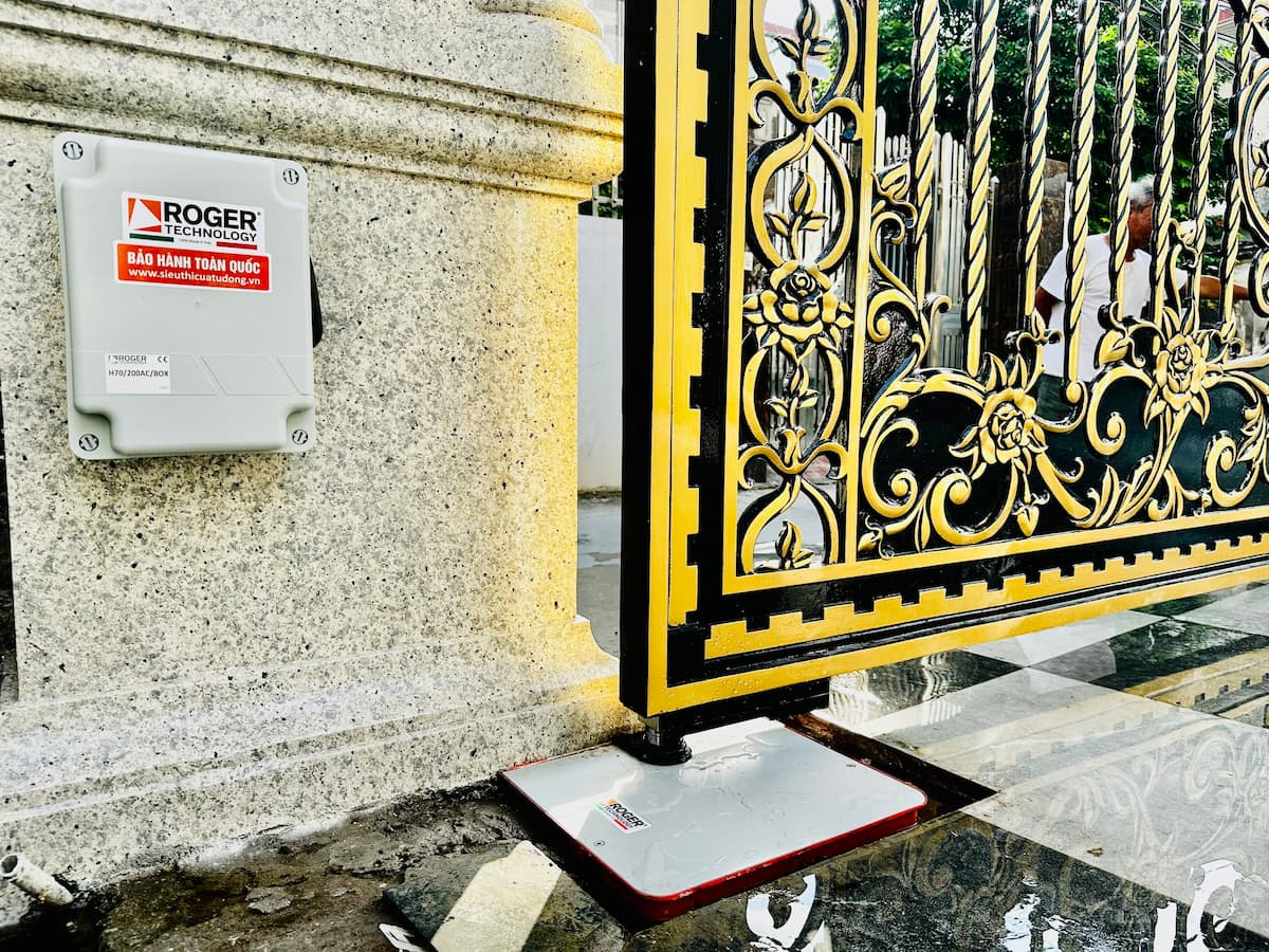 Cổng âm sàn Roger và đường thoát nước hộp âm